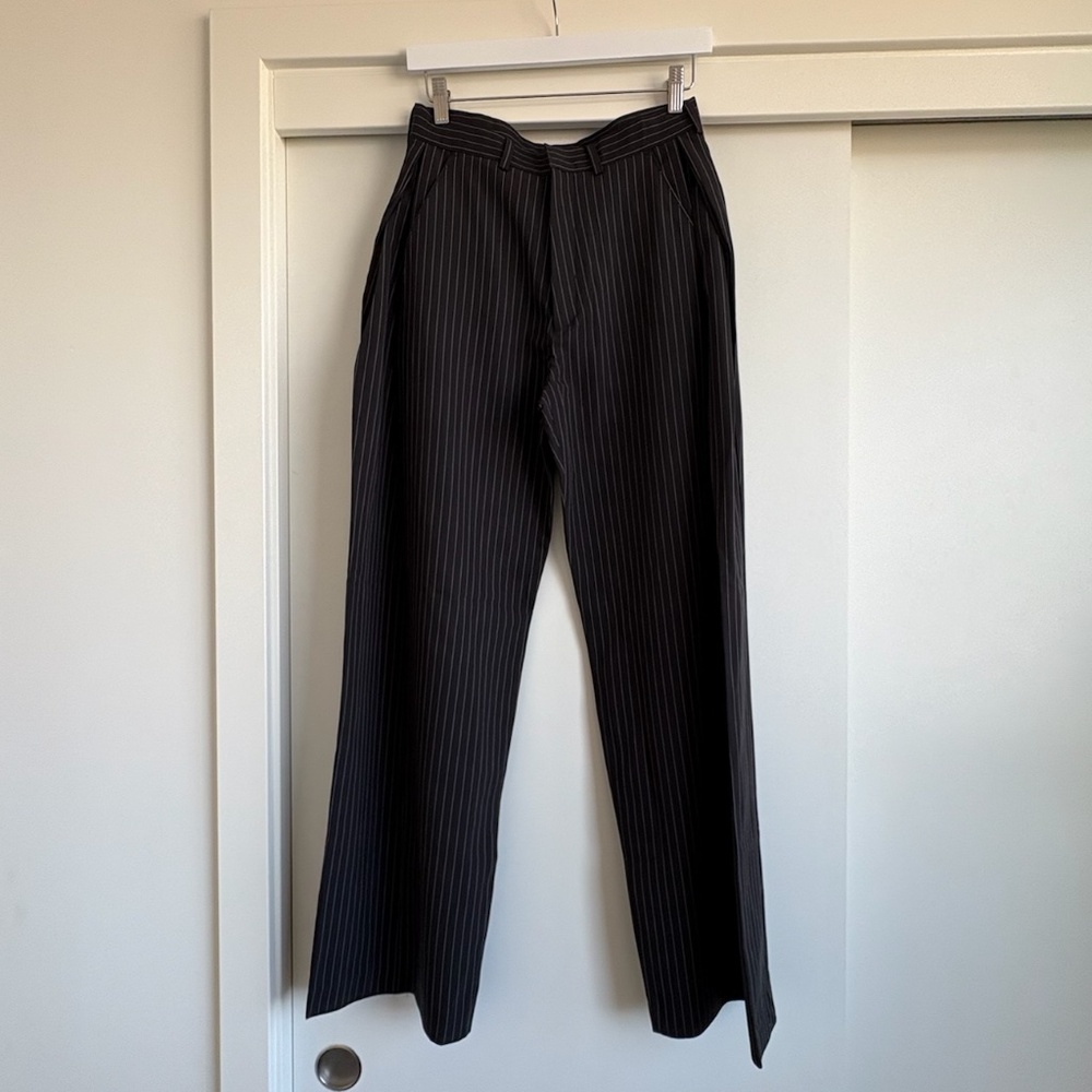 Musinsa SIGNATURE Black Pinstripe Trousers